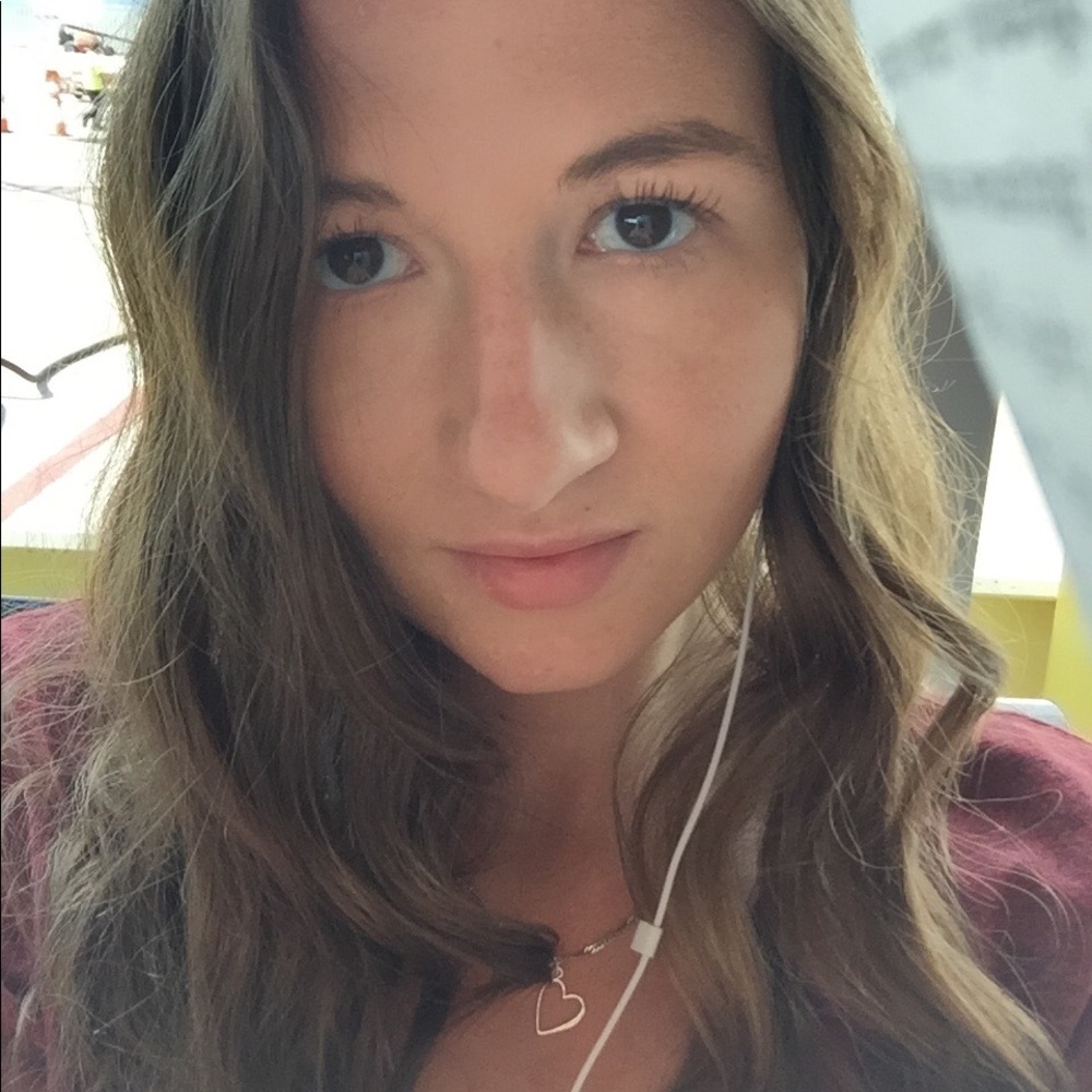 Meet your Posher, Kelsey